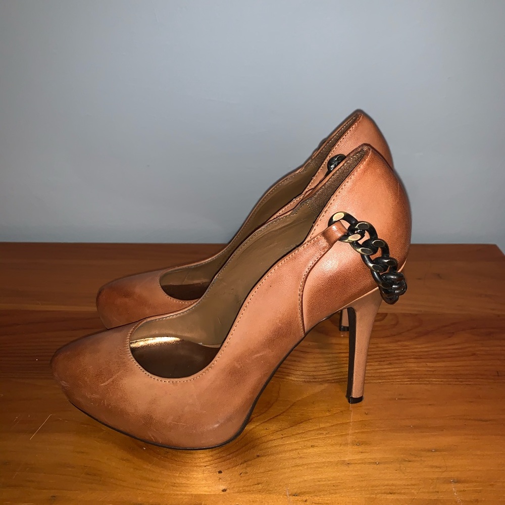 Fergie brand luggage brown heels